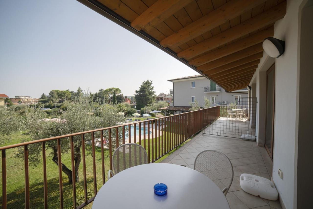 Residence Molino - Holiday Apartments Манерба дел Гарда Екстериор снимка