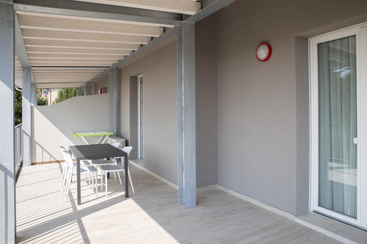 Residence Molino - Holiday Apartments Манерба дел Гарда Екстериор снимка