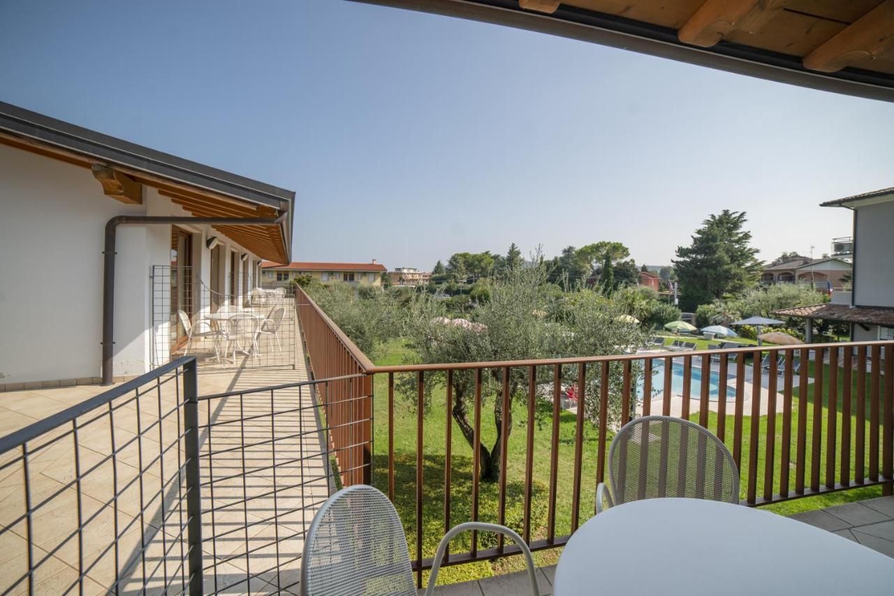 Residence Molino - Holiday Apartments Манерба дел Гарда Екстериор снимка