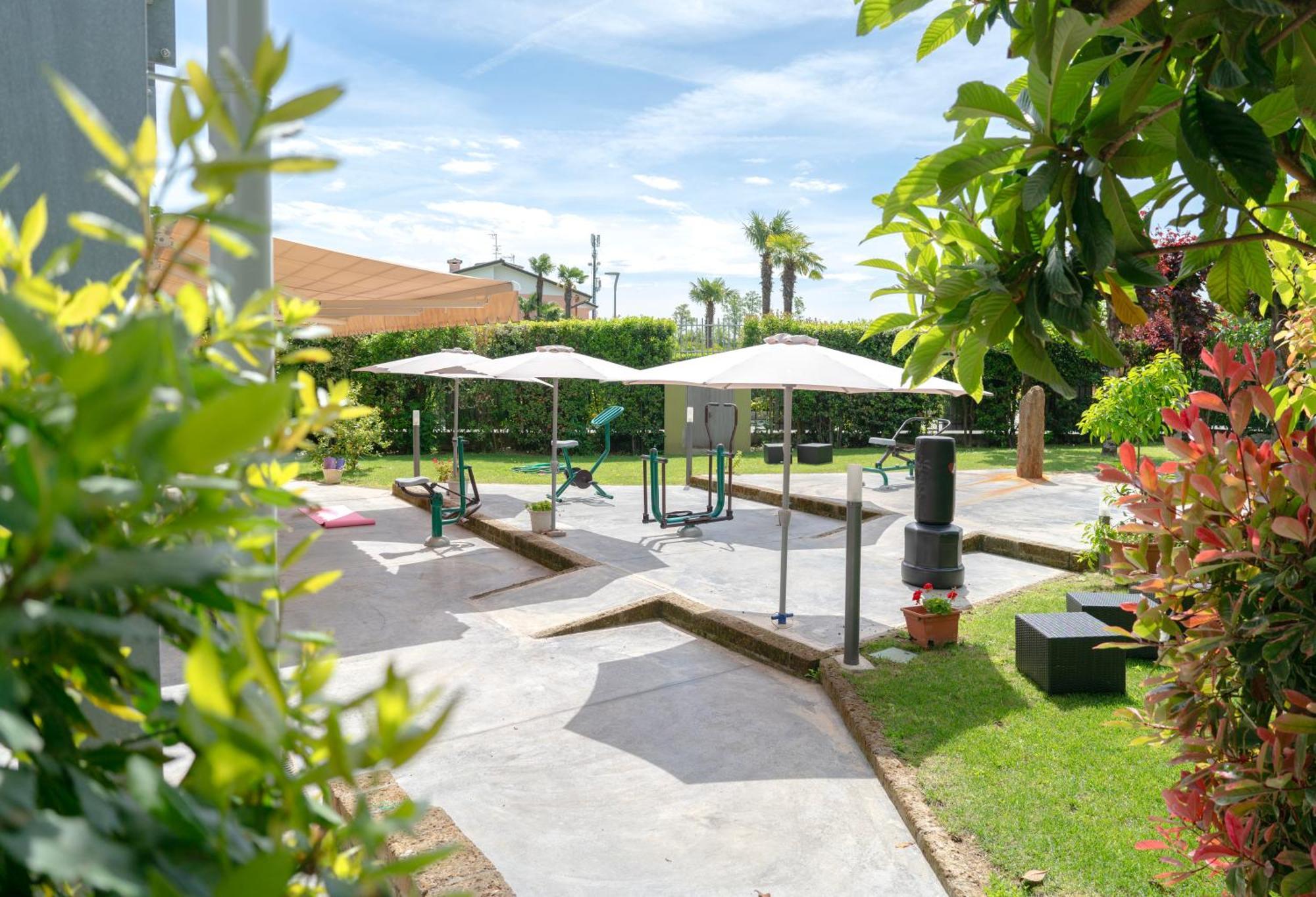 Residence Molino - Holiday Apartments Манерба дел Гарда Екстериор снимка